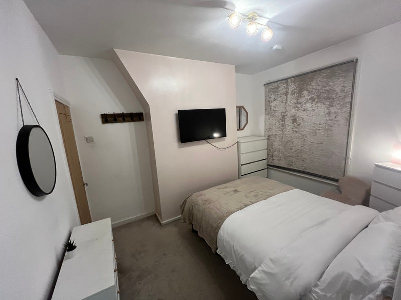 Room Ashton Road in Oldham