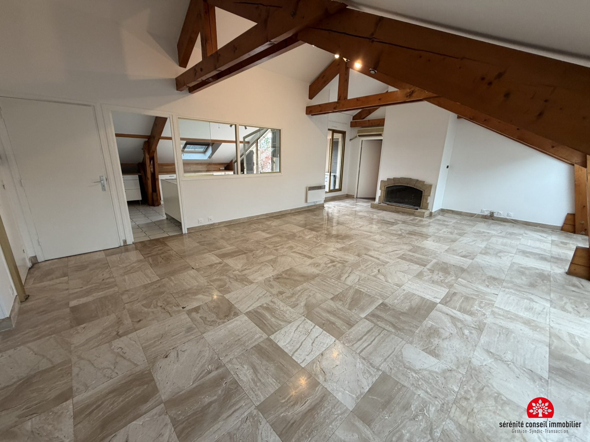 Flat Rue Creuzet in Lyon