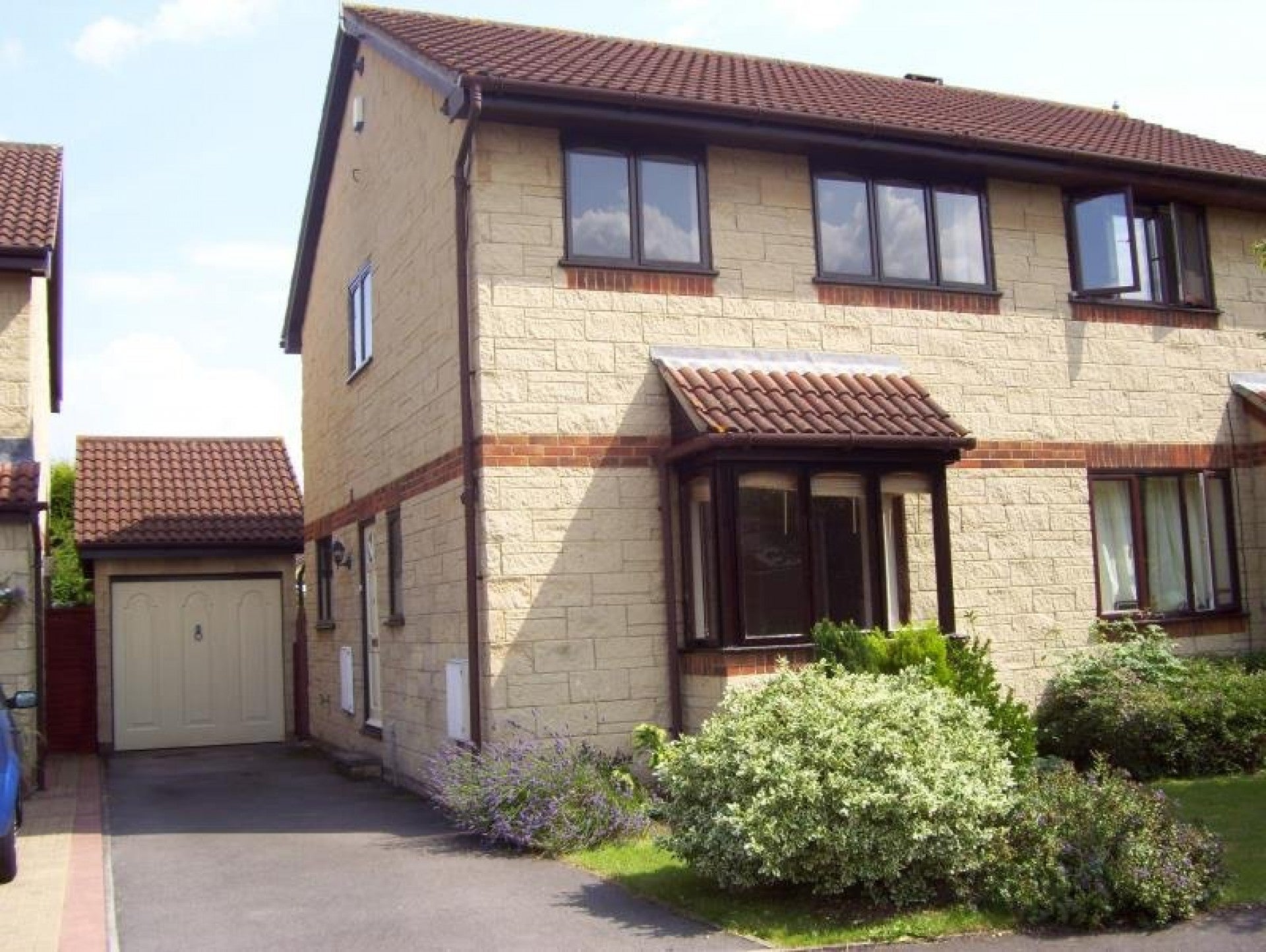 House Gleneagles Close in Nailsea