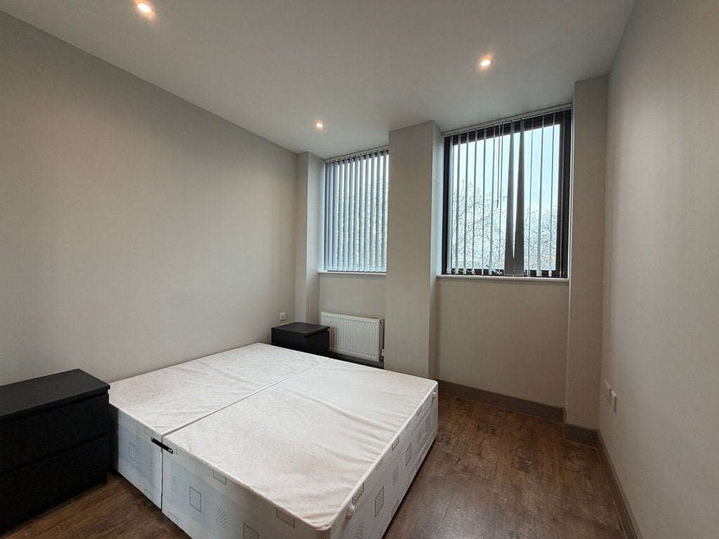 Flat Week Street in Maidstone