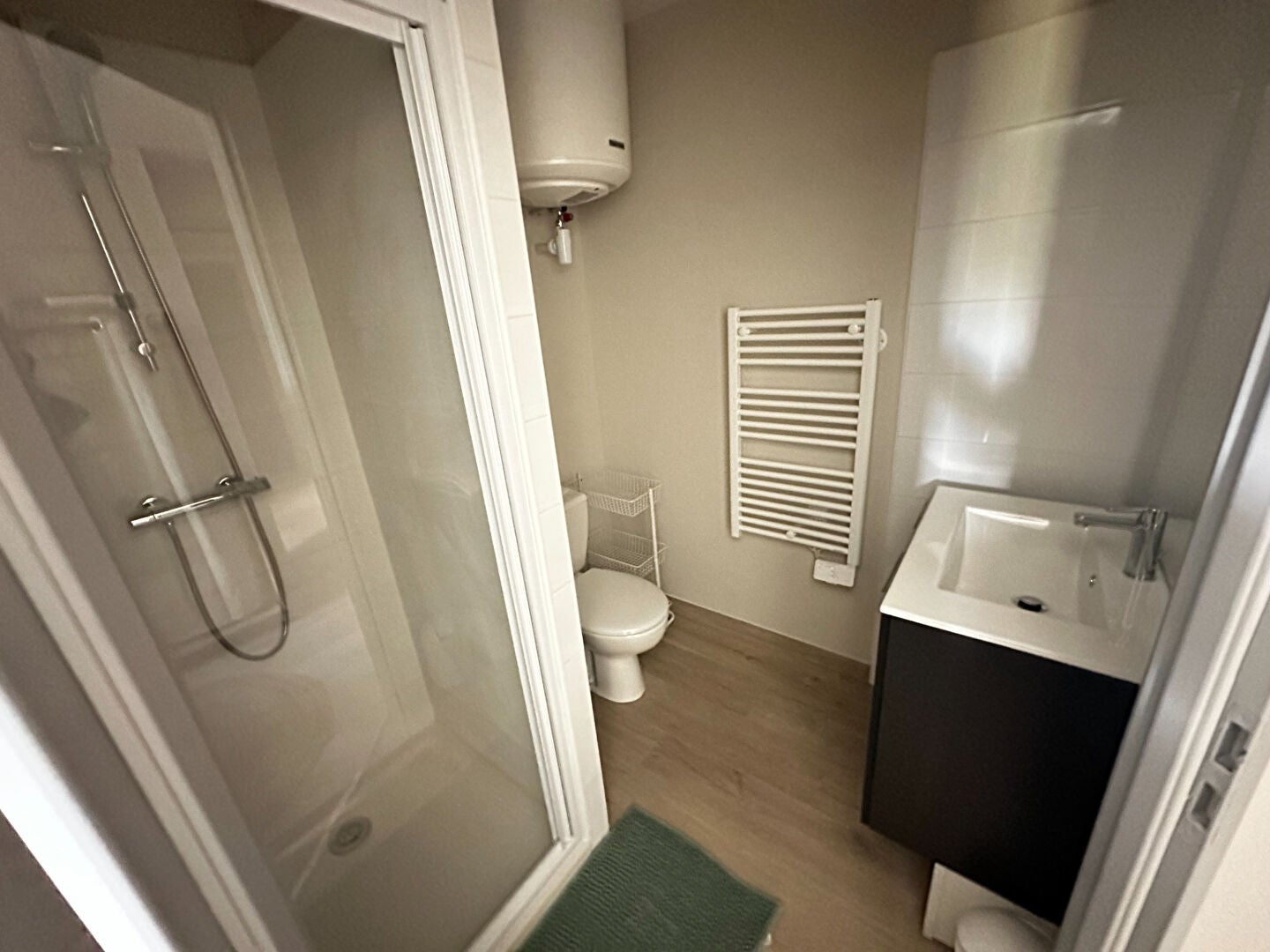 Room Avenue des Marranes in Le Sequestre