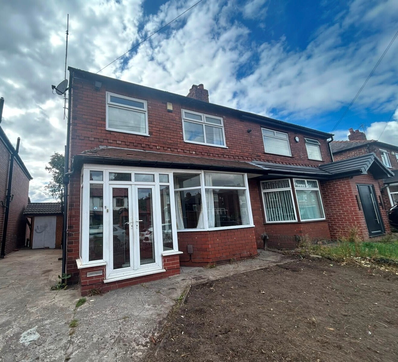 House Wyverne Road in Manchester