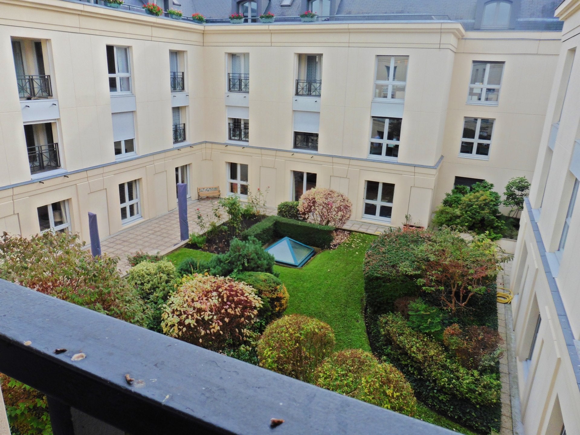 Room Avenue du Général de Gaulle in Versailles