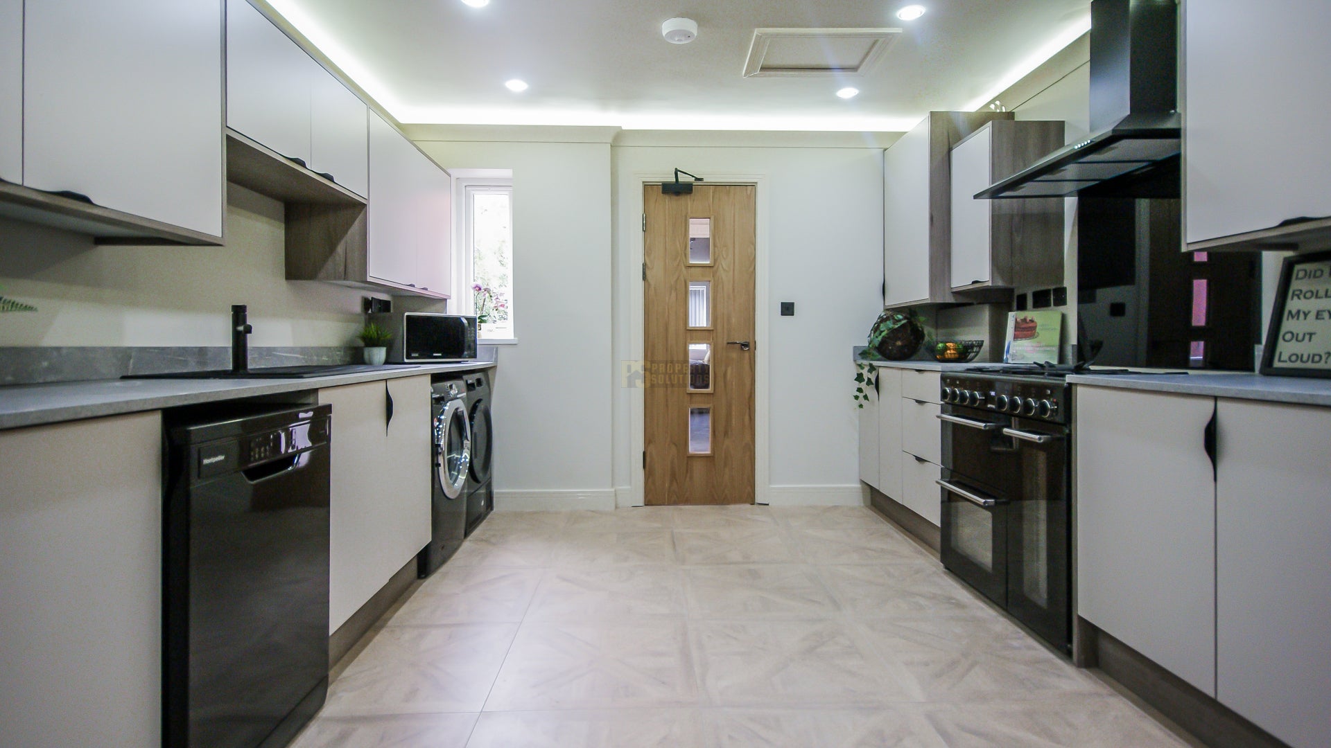 Room Tiverton Road in Birmingham
