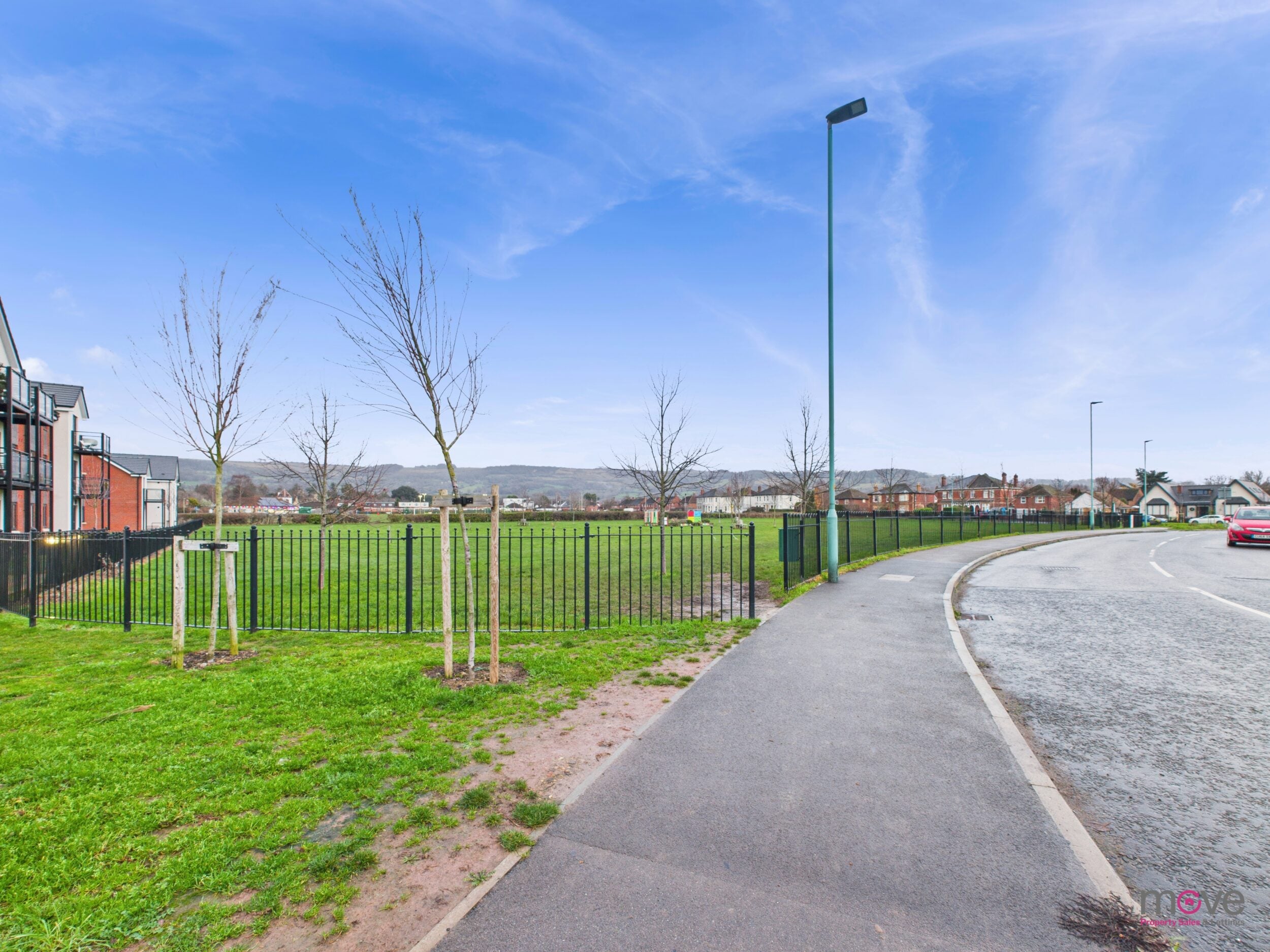 Flat Ridge Close in Cheltenham