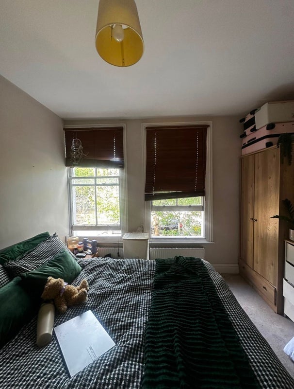 Room Bolingbroke Grove in Greater London