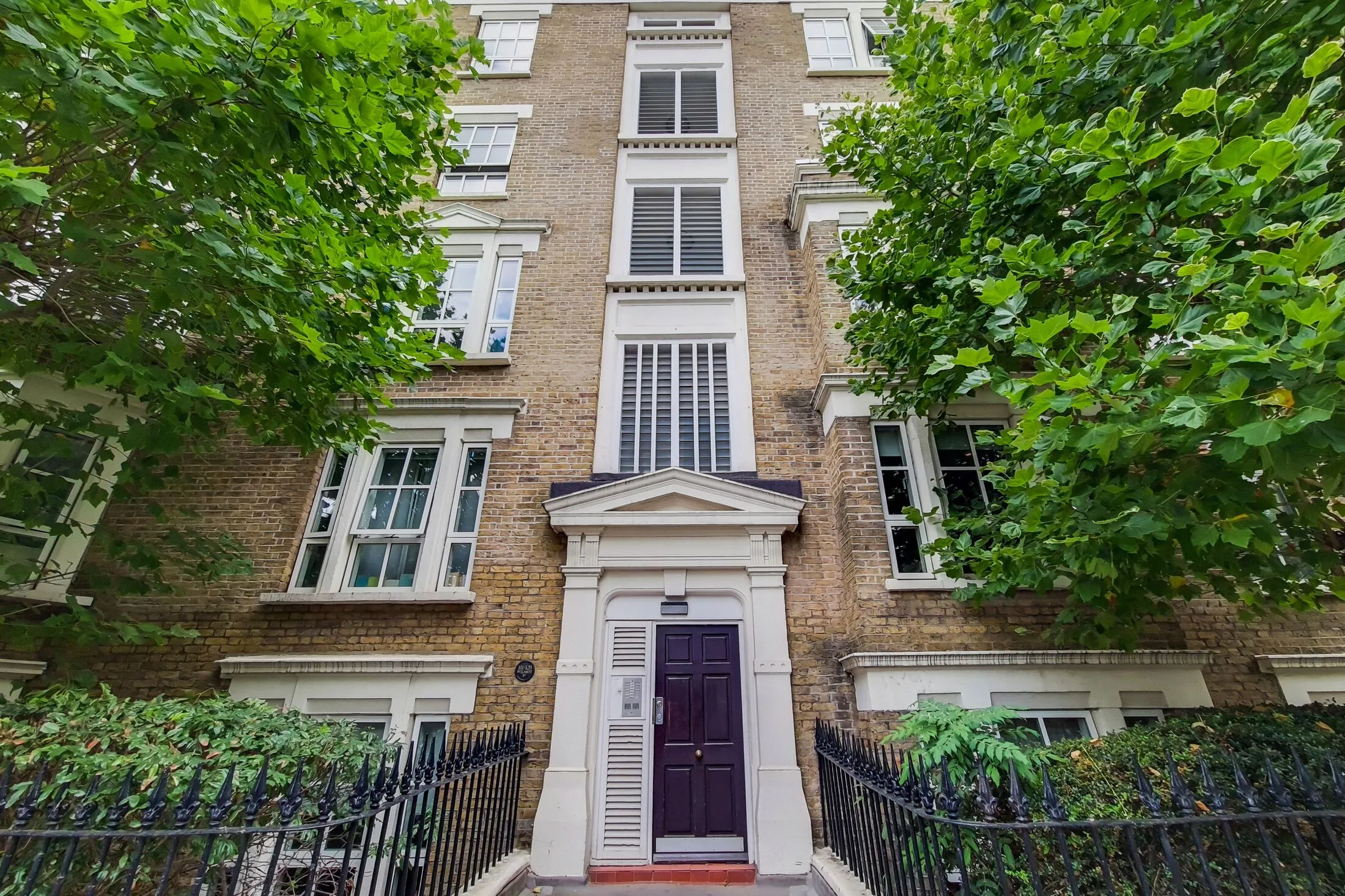 Flat Wilmot Street in Greater London