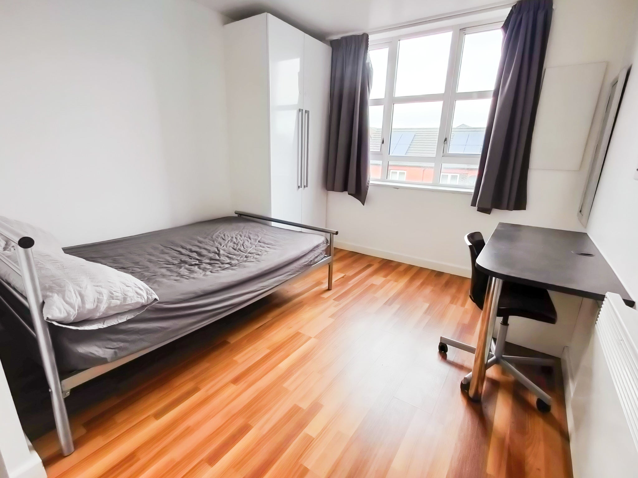 Flat Clyde Street in Leicester