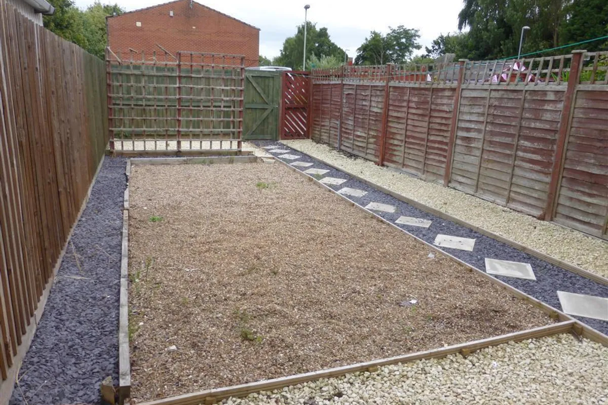 House Warwick Way in Charnwood