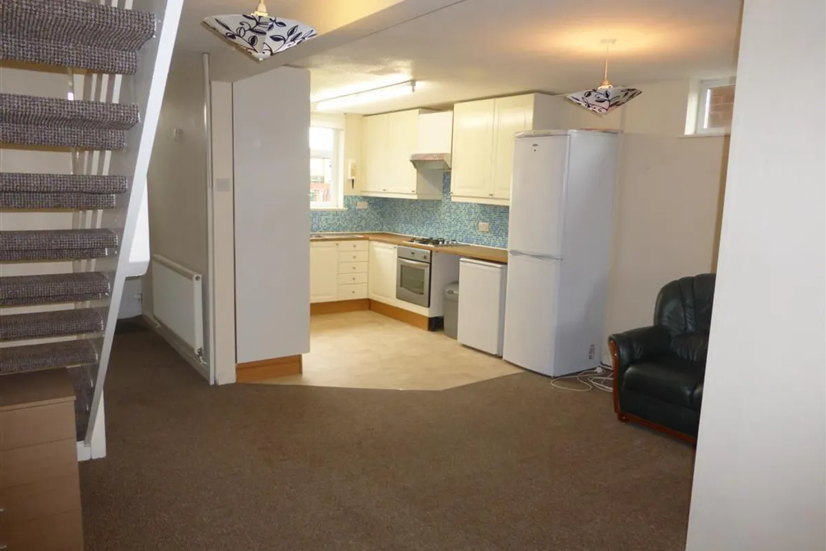 House Warwick Way in Charnwood