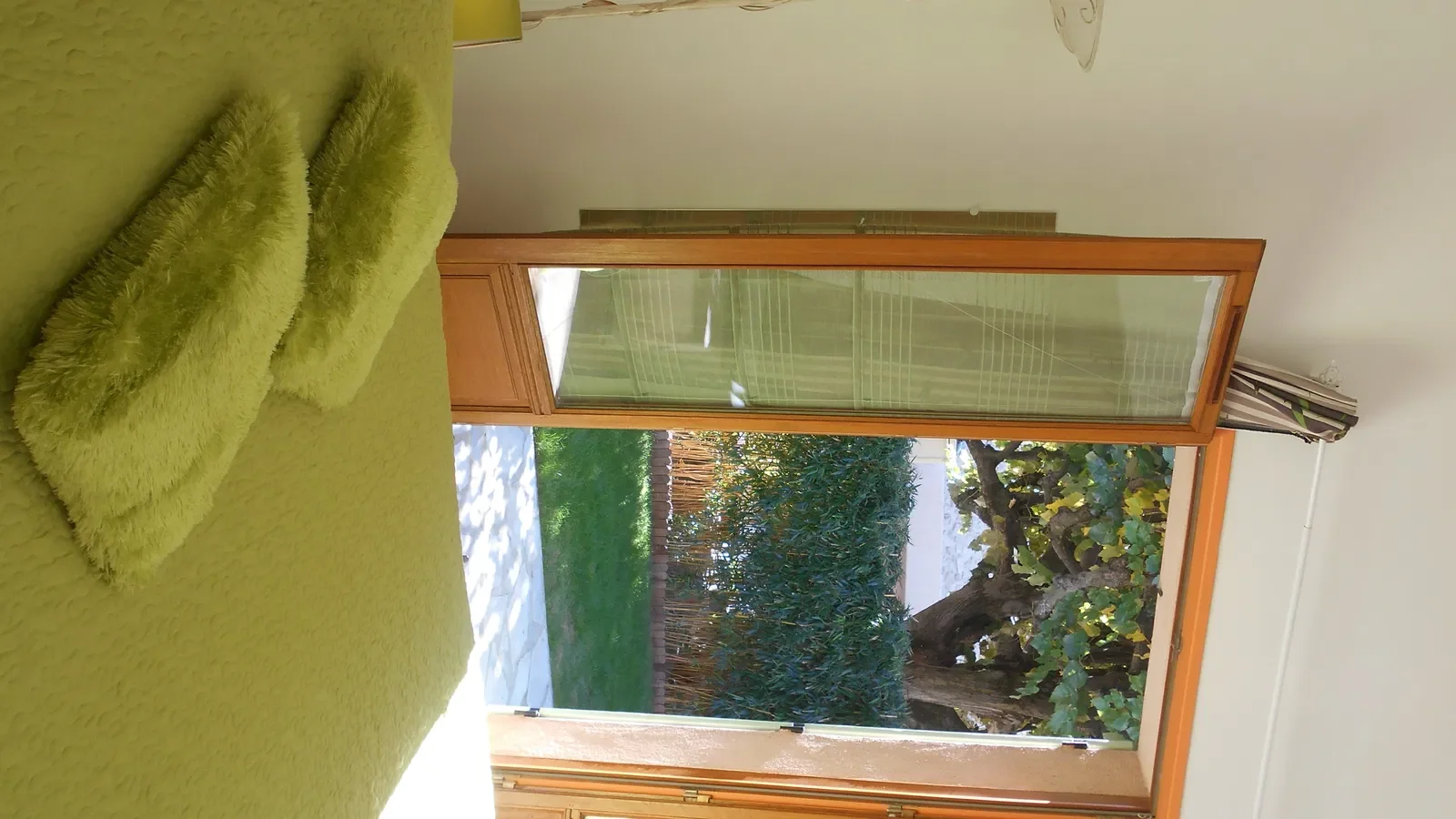 Chambre Rue Haute Bourgade à Donzère