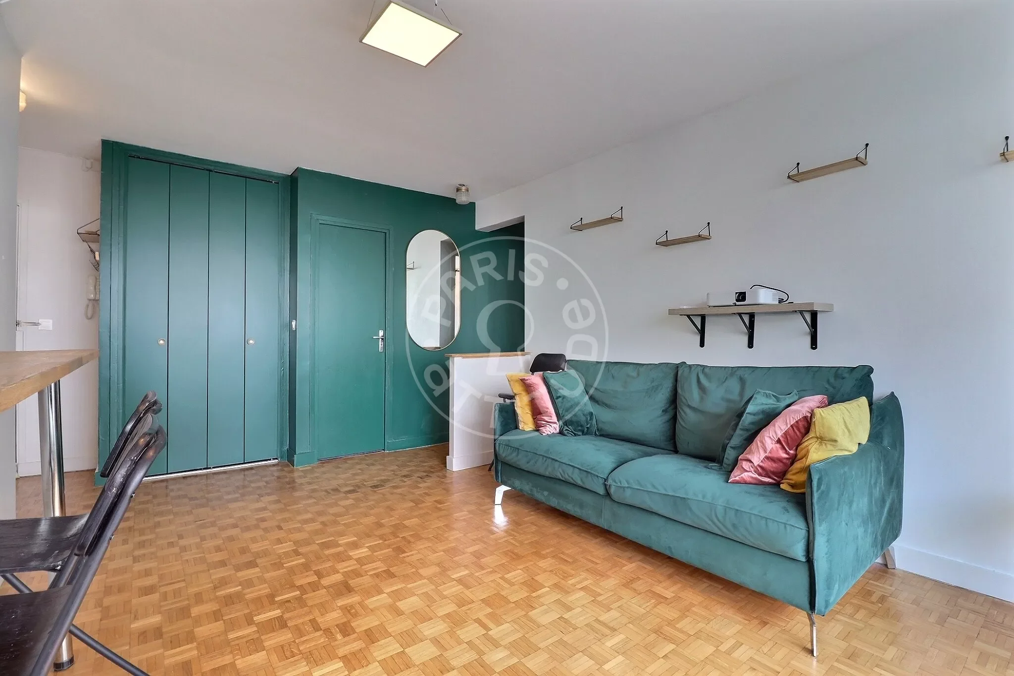 Flat Avenue Parmentier in Paris