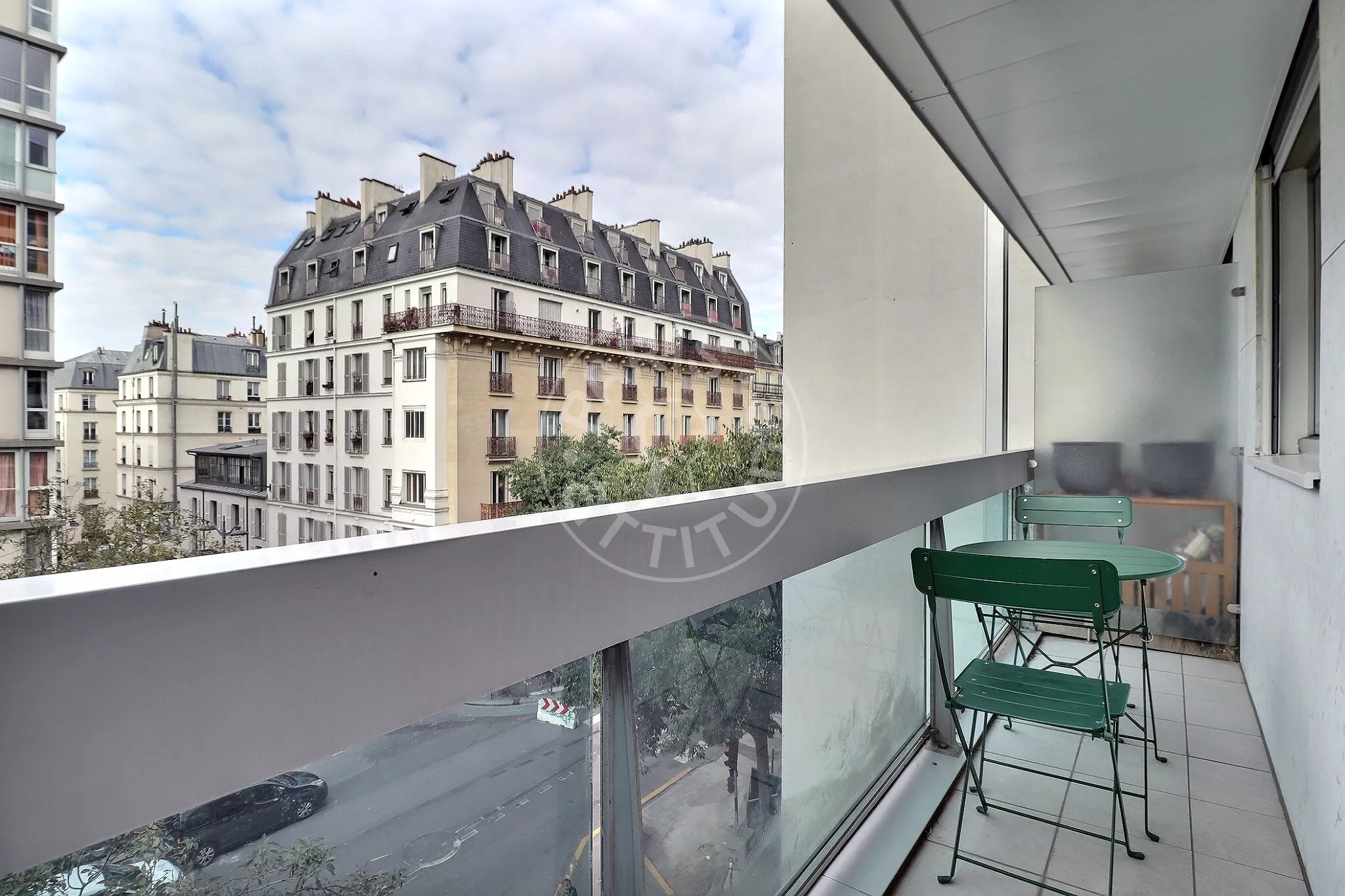 Flat Avenue Parmentier in Paris