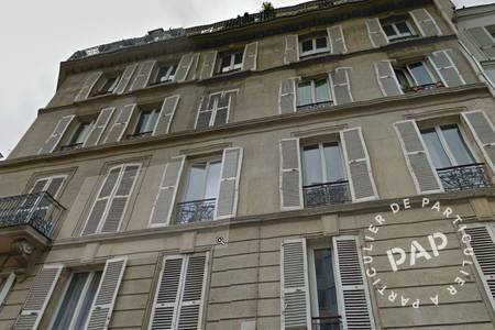 Flat Avenue de la République in Paris