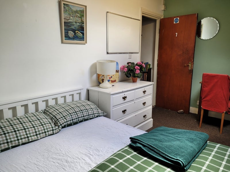 Room Grantham Terrace in Bradford