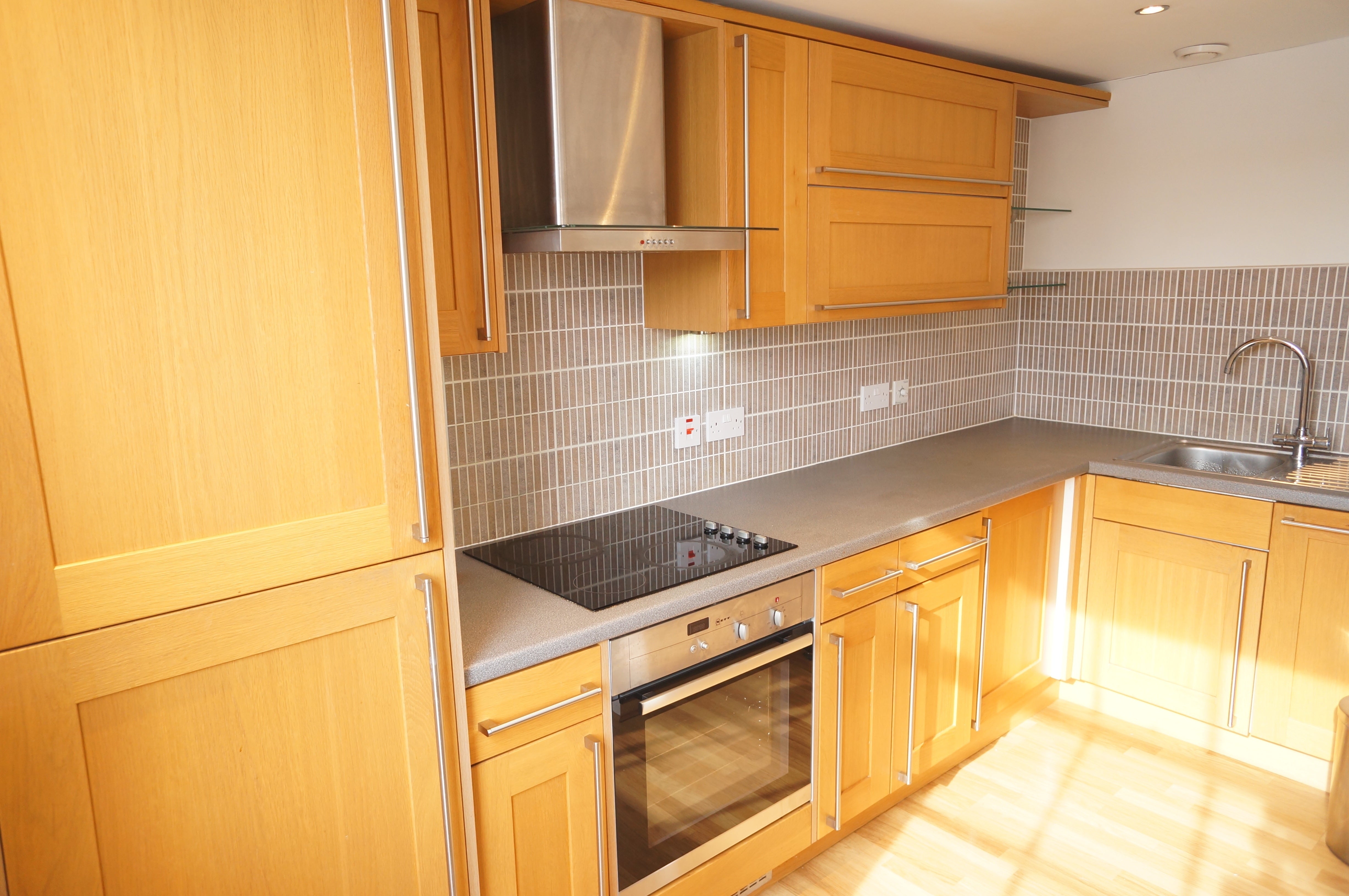 Flat Highmarsh Crescent in Manchester