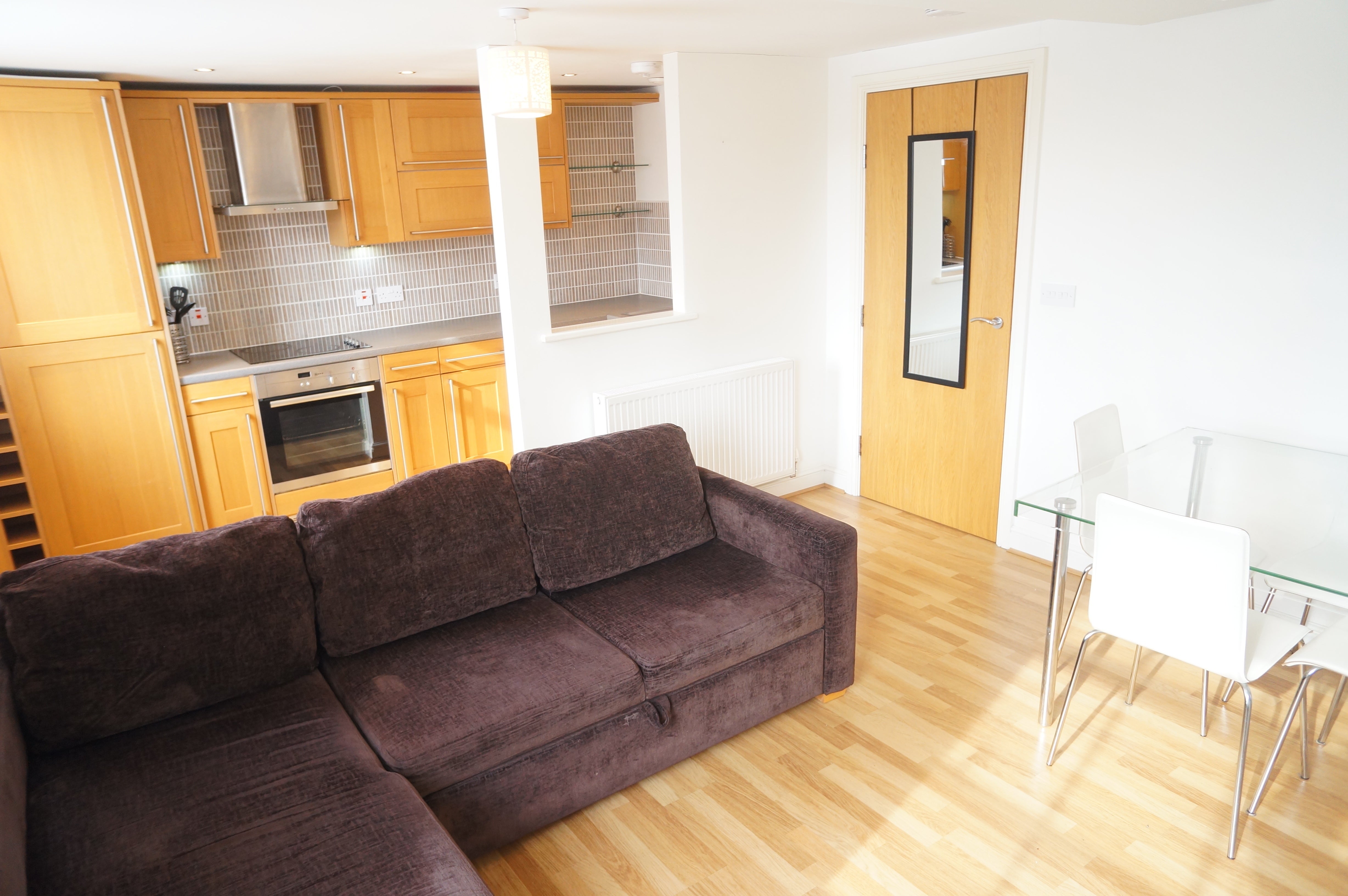 Flat Highmarsh Crescent in Manchester