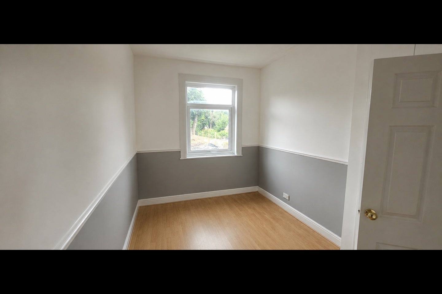 Flat Perry Hill in Greater London
