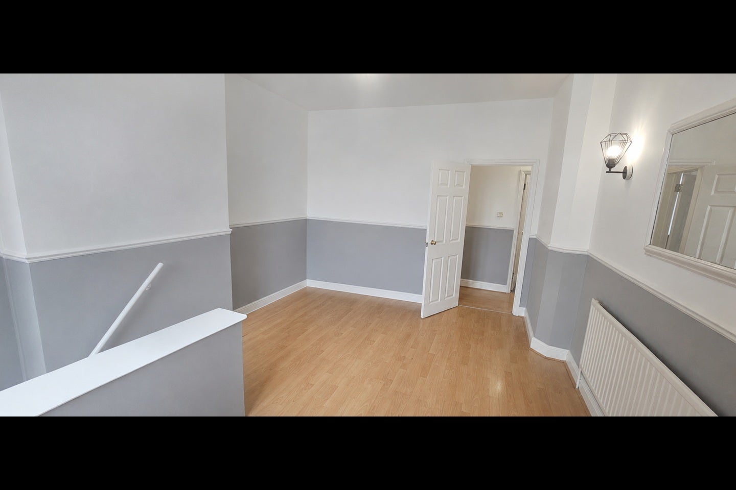 Flat Perry Hill in Greater London