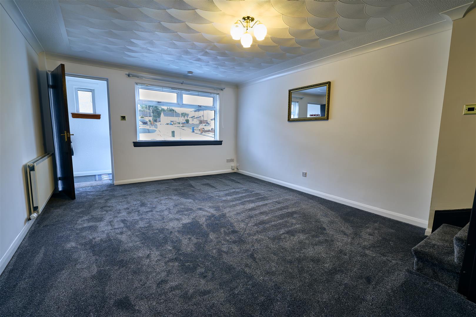 House Monymusk Gardens in Bishopbriggs