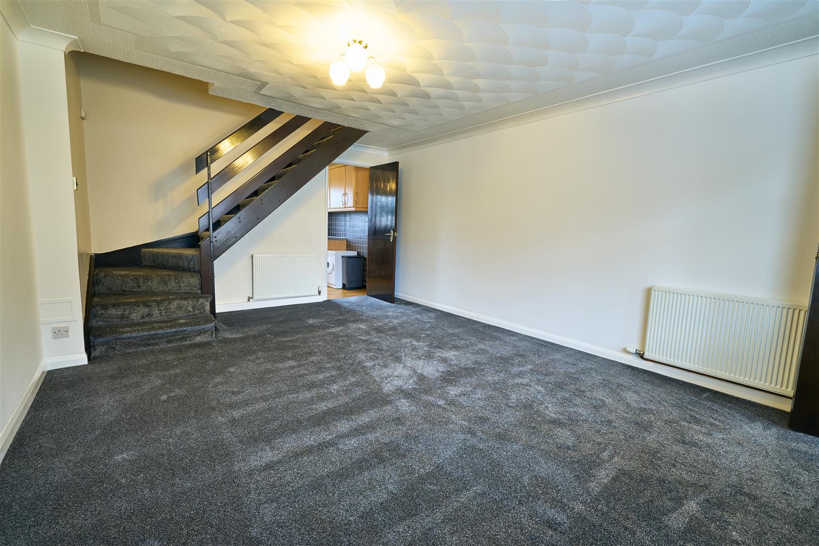 House Monymusk Gardens in Bishopbriggs