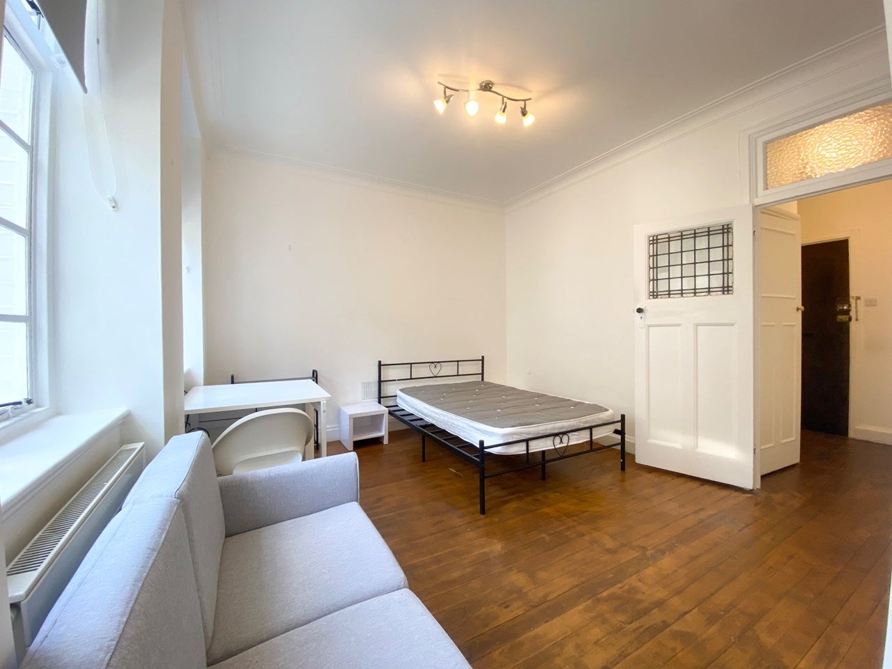 Flat Beaumont Street in City of Westminster