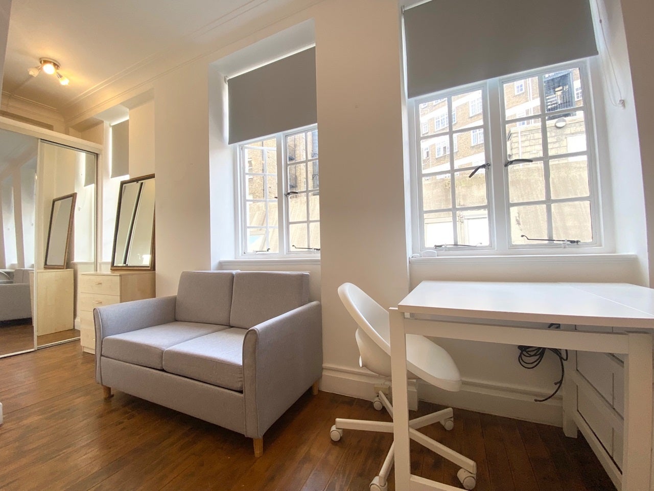 Flat Beaumont Street in City of Westminster