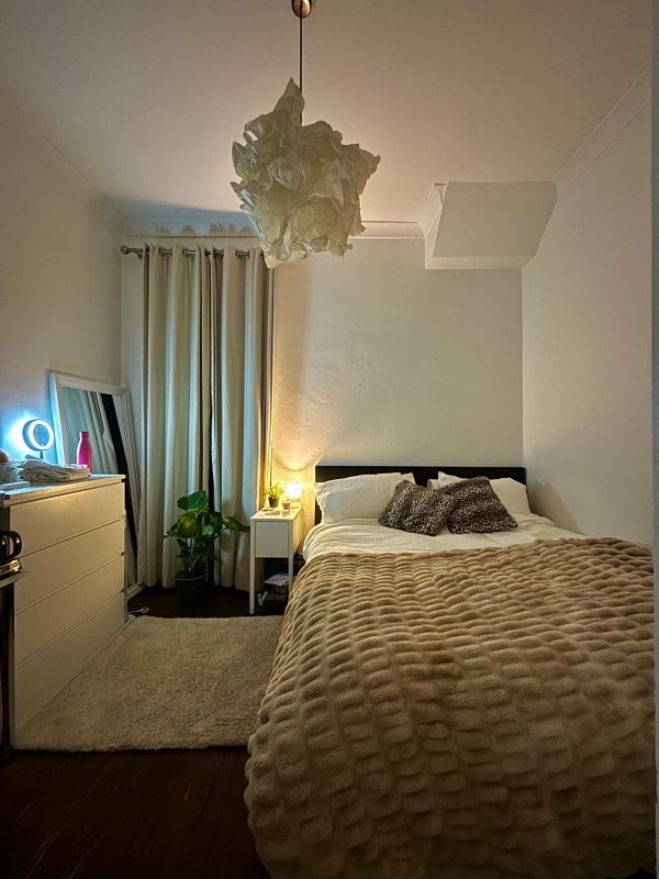 Room Fernhead Road in City of Westminster