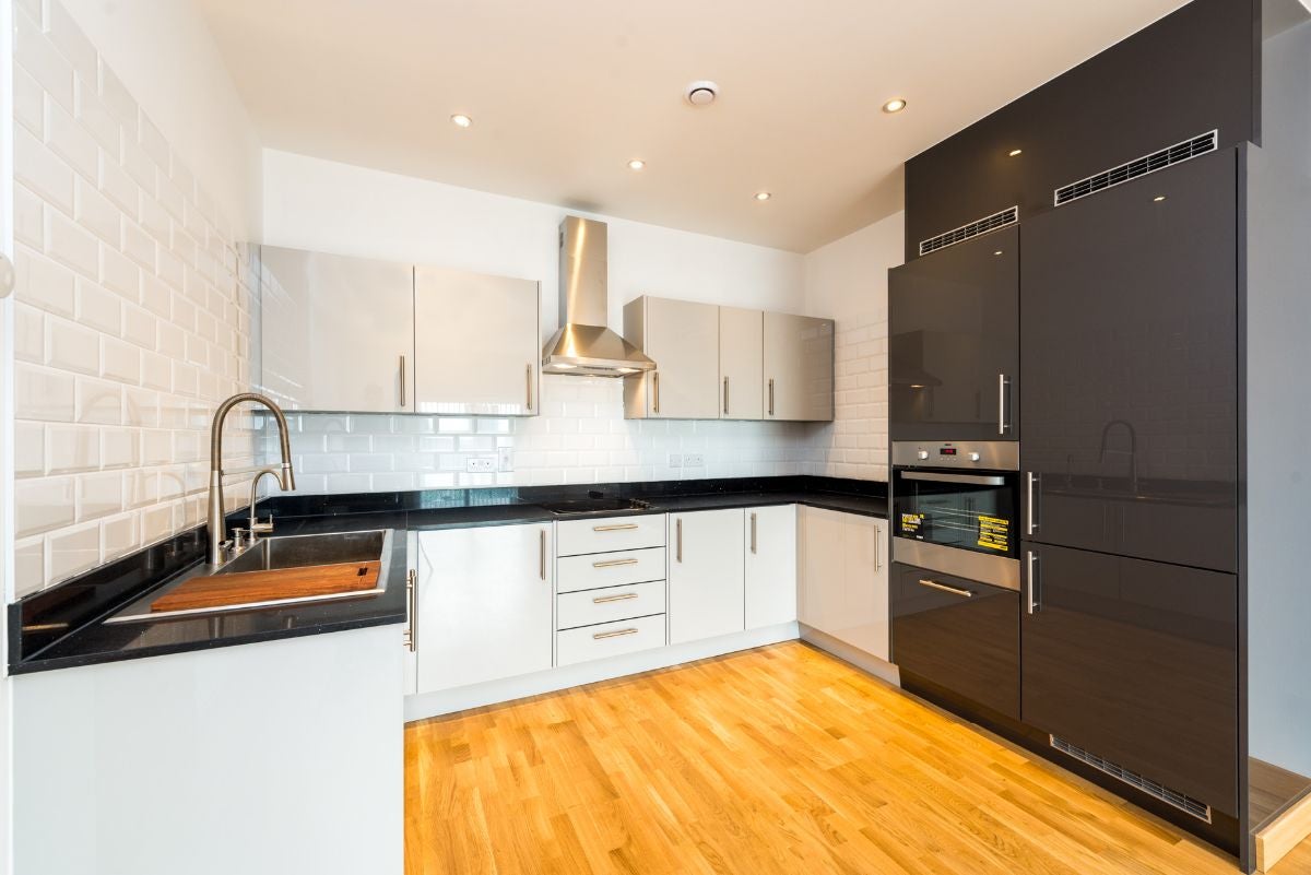 Flat Sutton Road in Southend-on-Sea
