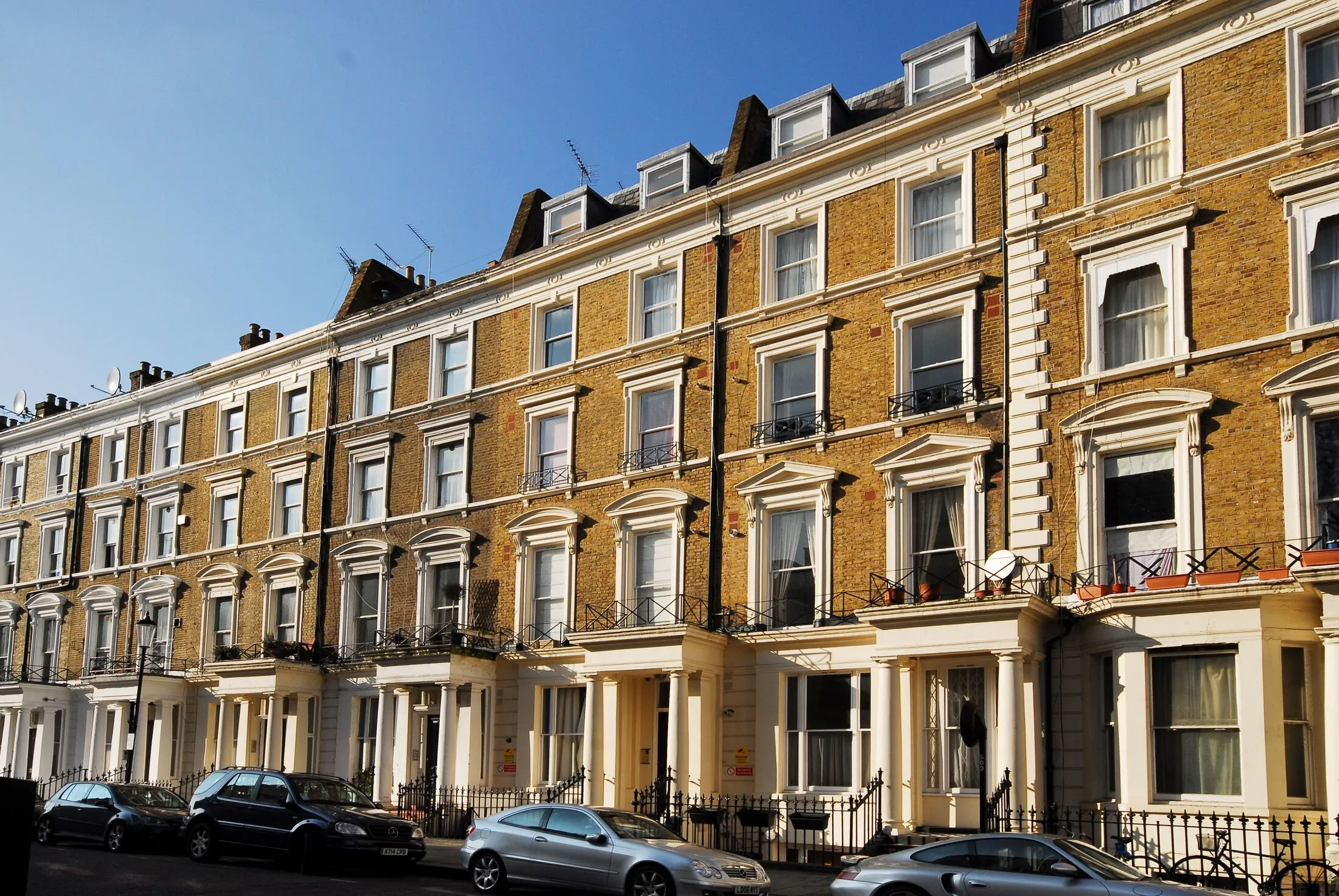Flat Collingham Place in Greater London