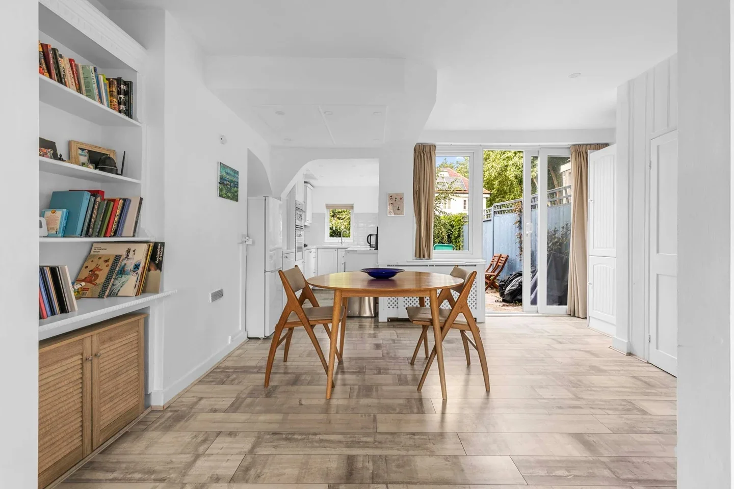 House Aynscombe Angle in Greater London