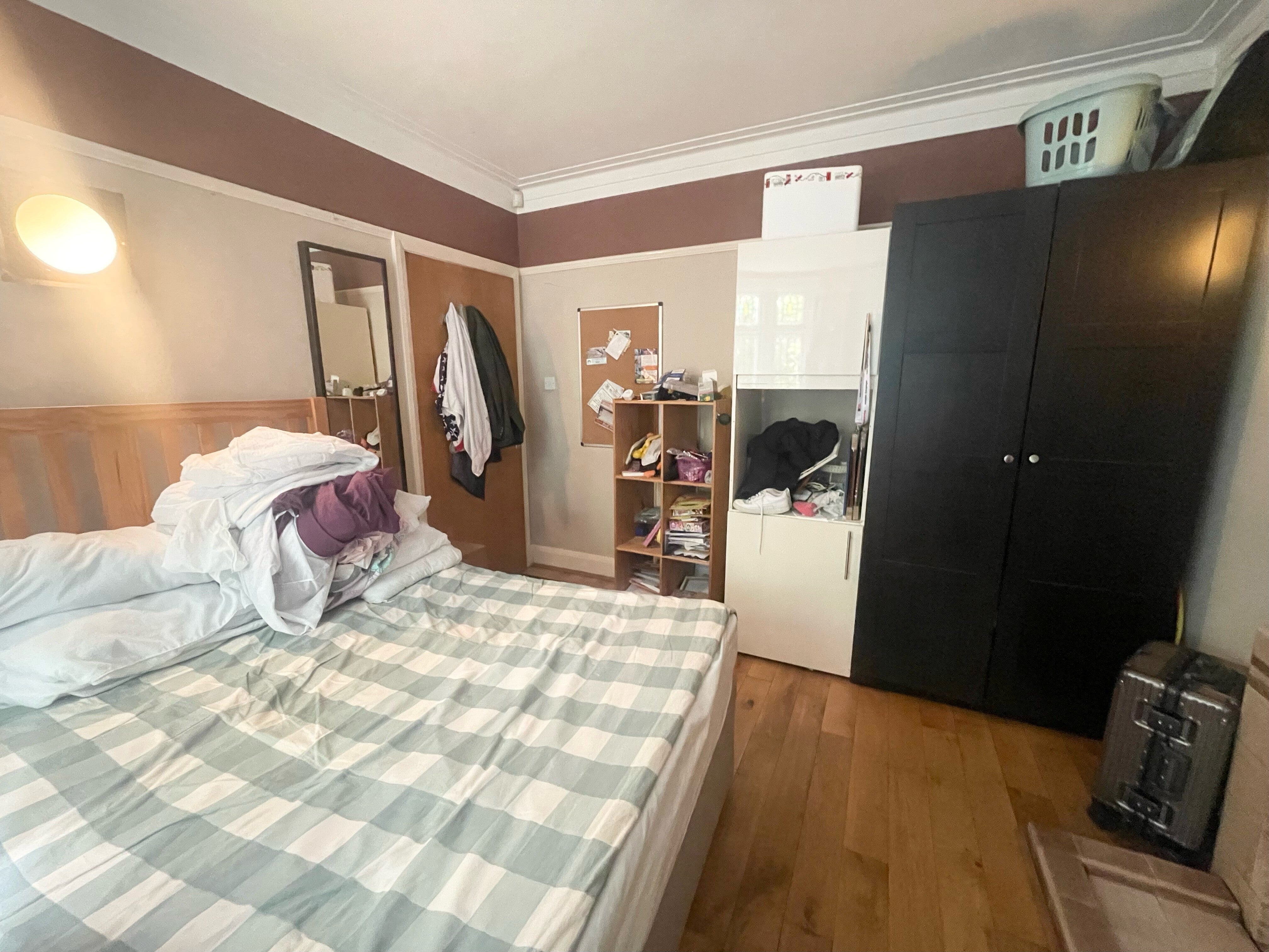 Room Bournbrook Road in Birmingham