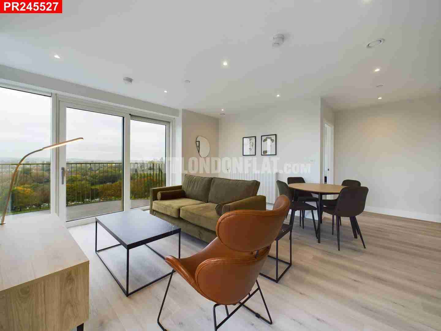 Flat Astell Road in Greater London