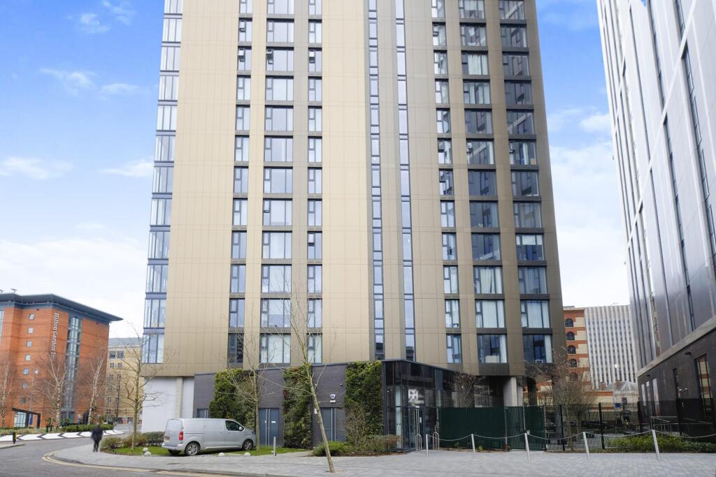 Flat Temple Row in Birmingham