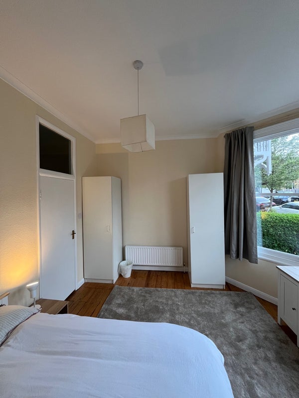 Room Osborne Road in Greater London