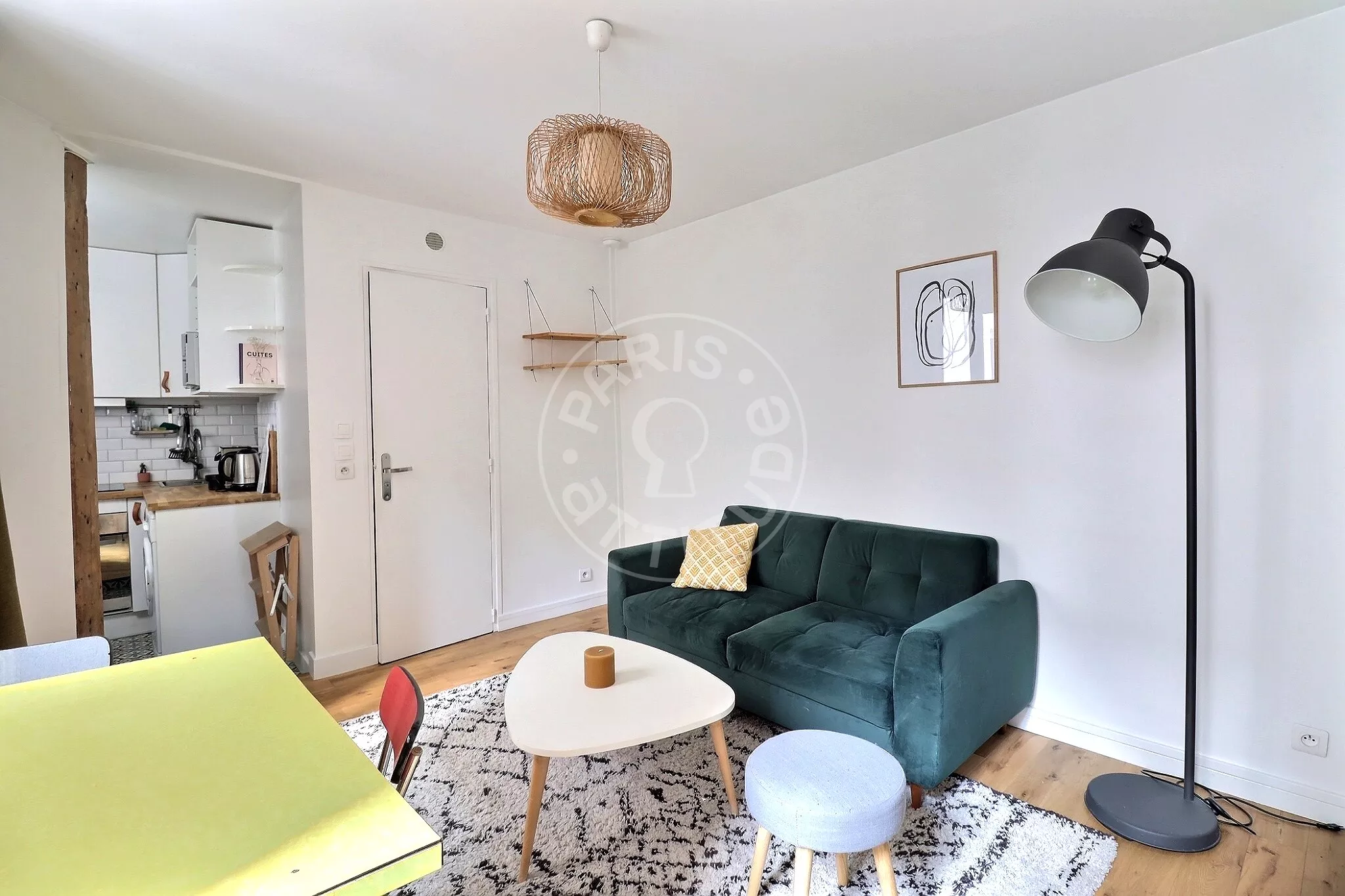 Appartement Rue Feutrier à Paris