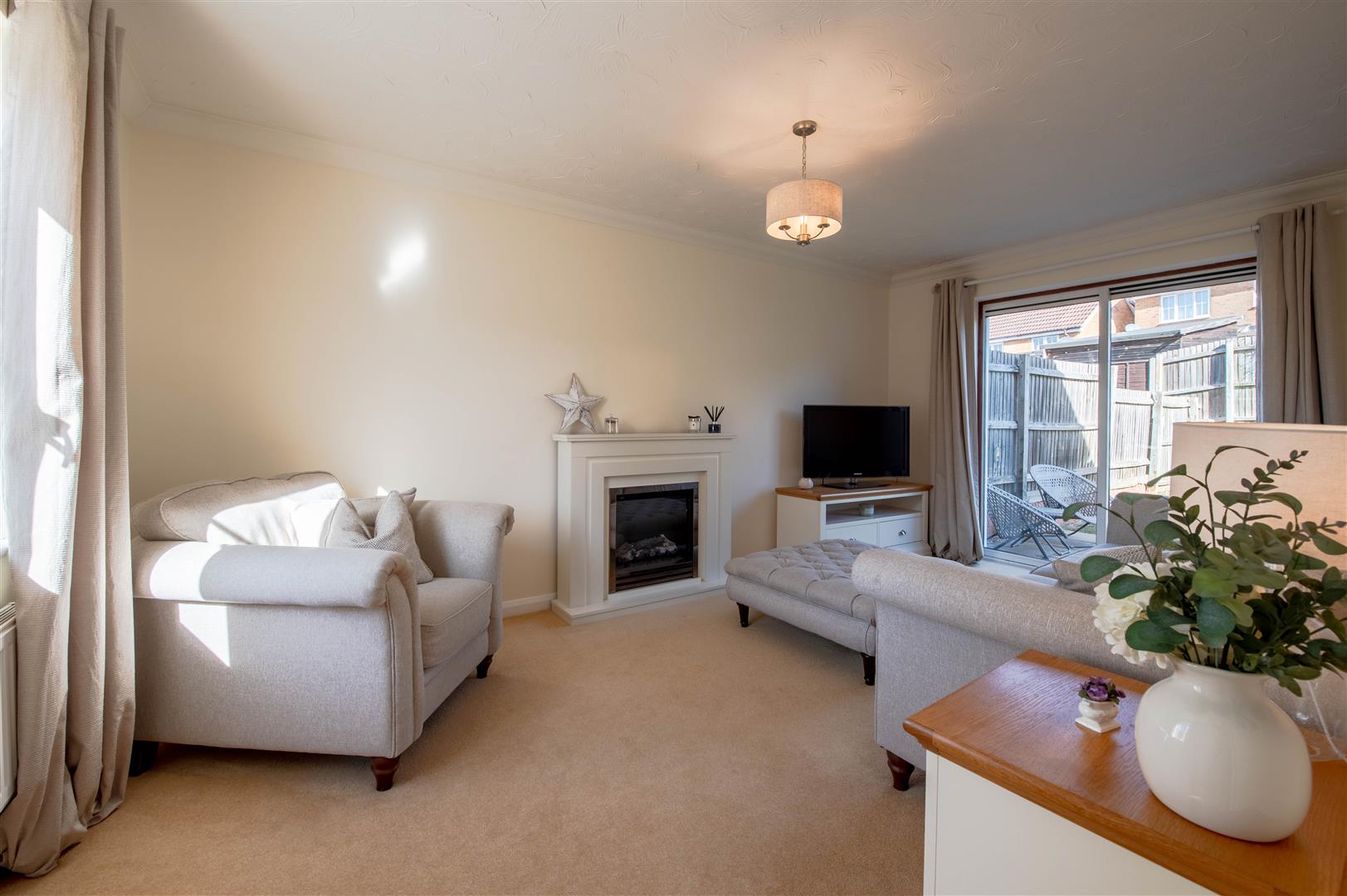 House Larkin Gardens in Higham Ferrers