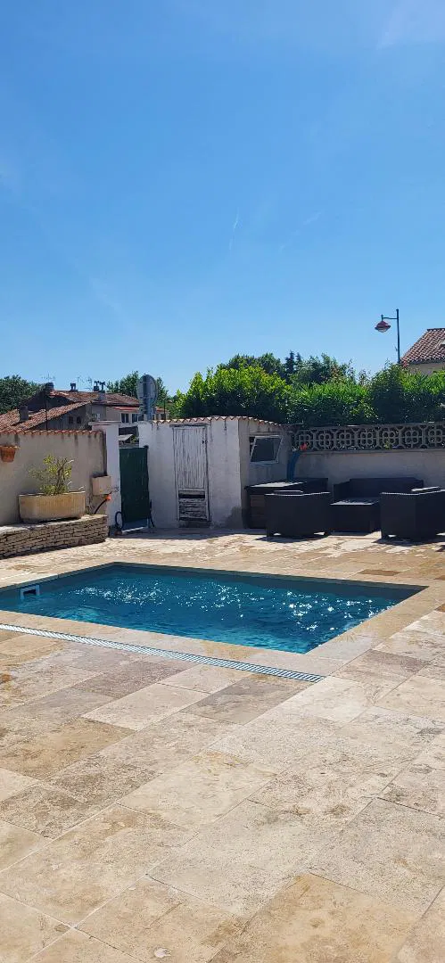 Room D 20 in Marignane