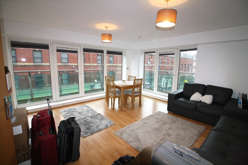 Flat Westfield Terrace in Sheffield