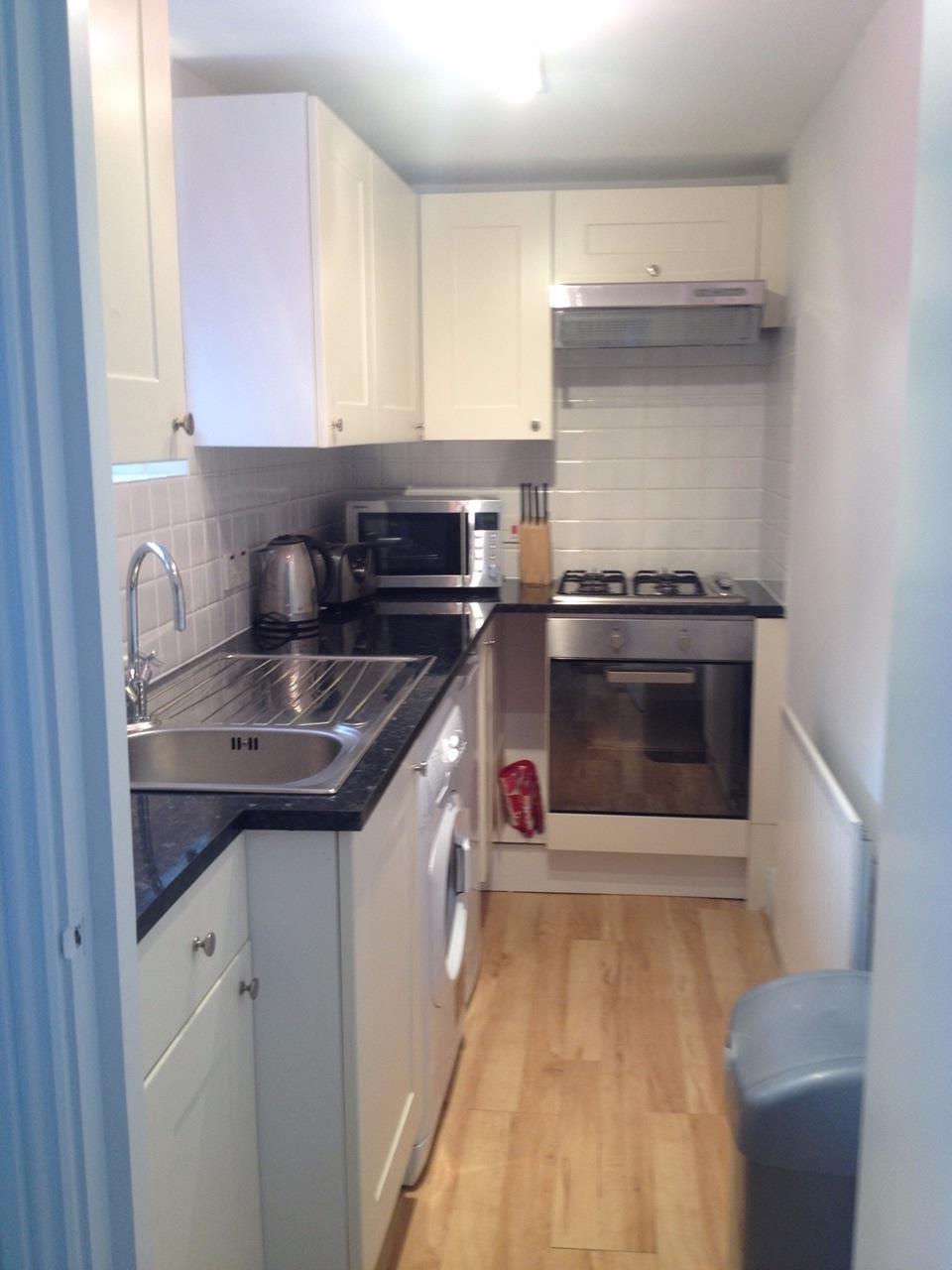 Flat Philbeach Gardens in Greater London