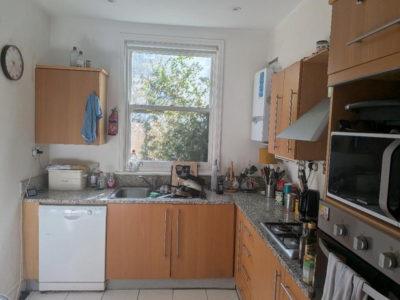 Room Marcia Road in Greater London