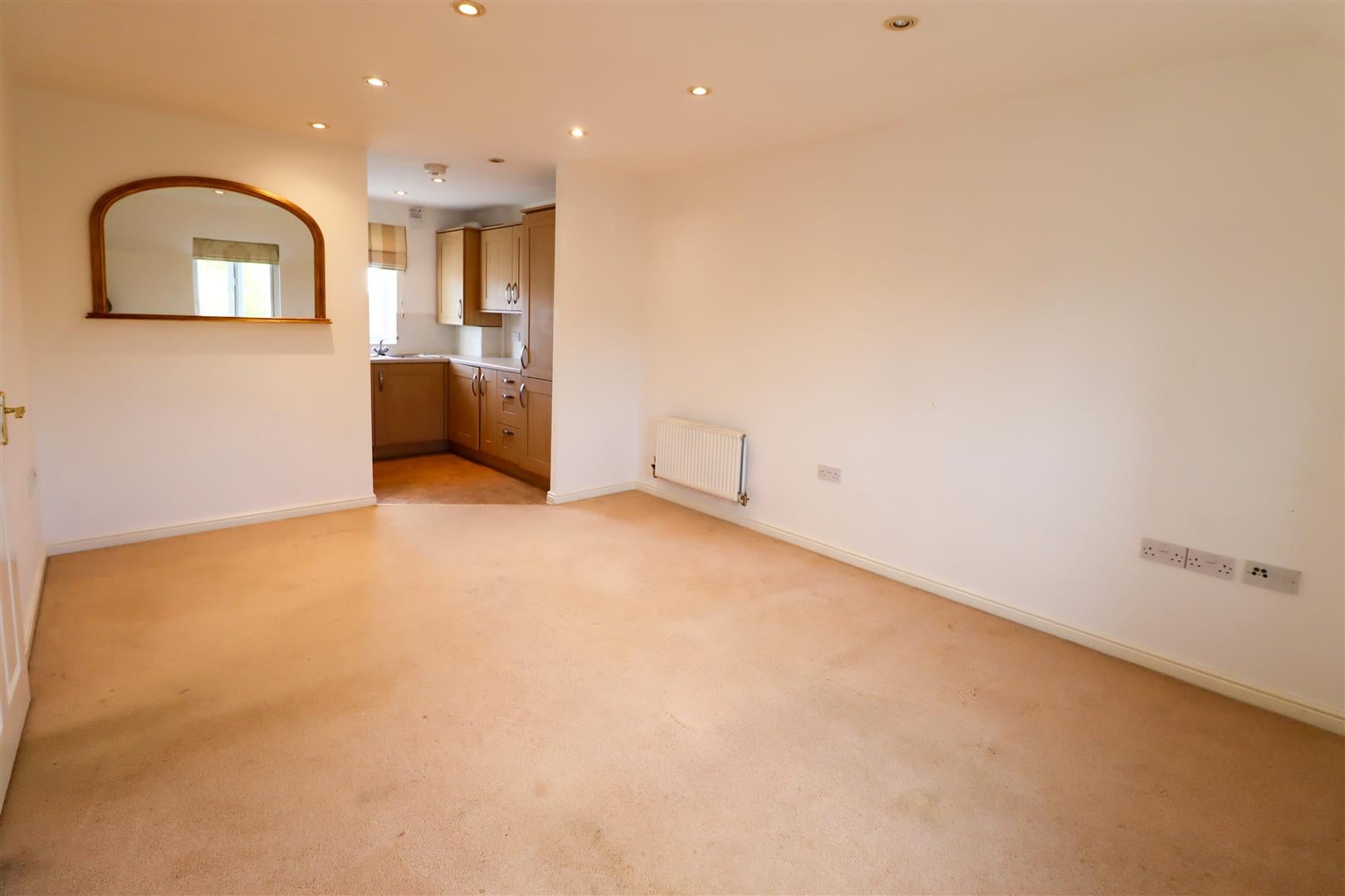 Flat Murfitt Close in Ely