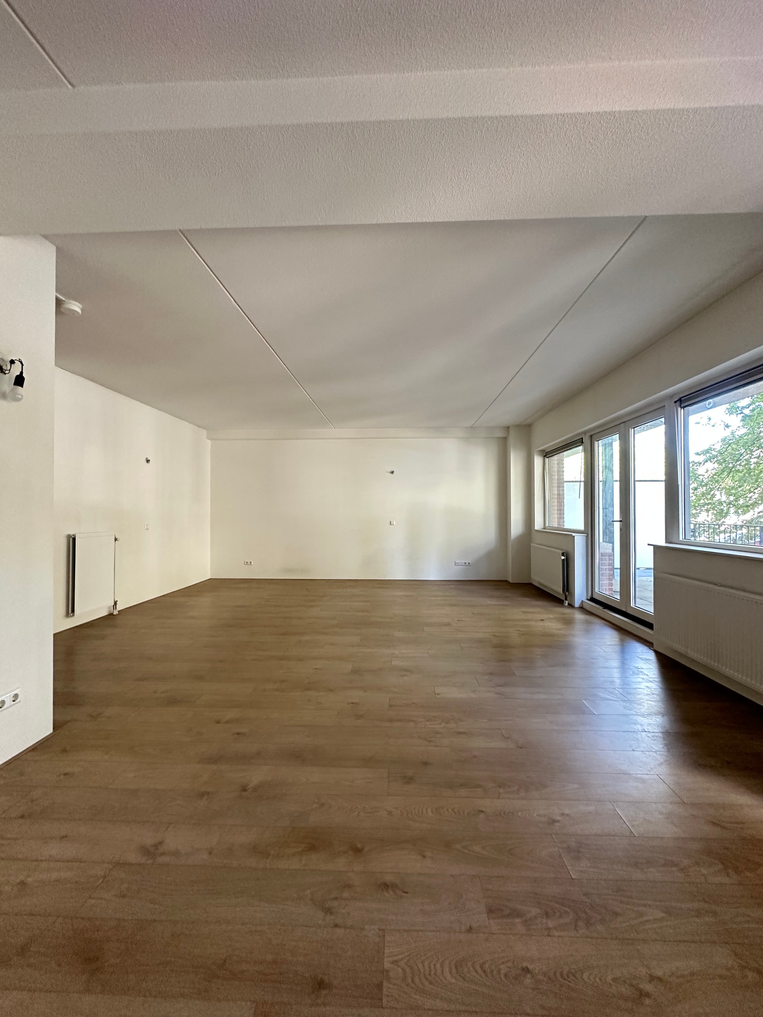 Appartement te huur: Koningin Sophiestraat 182, 'S-Gravenhage