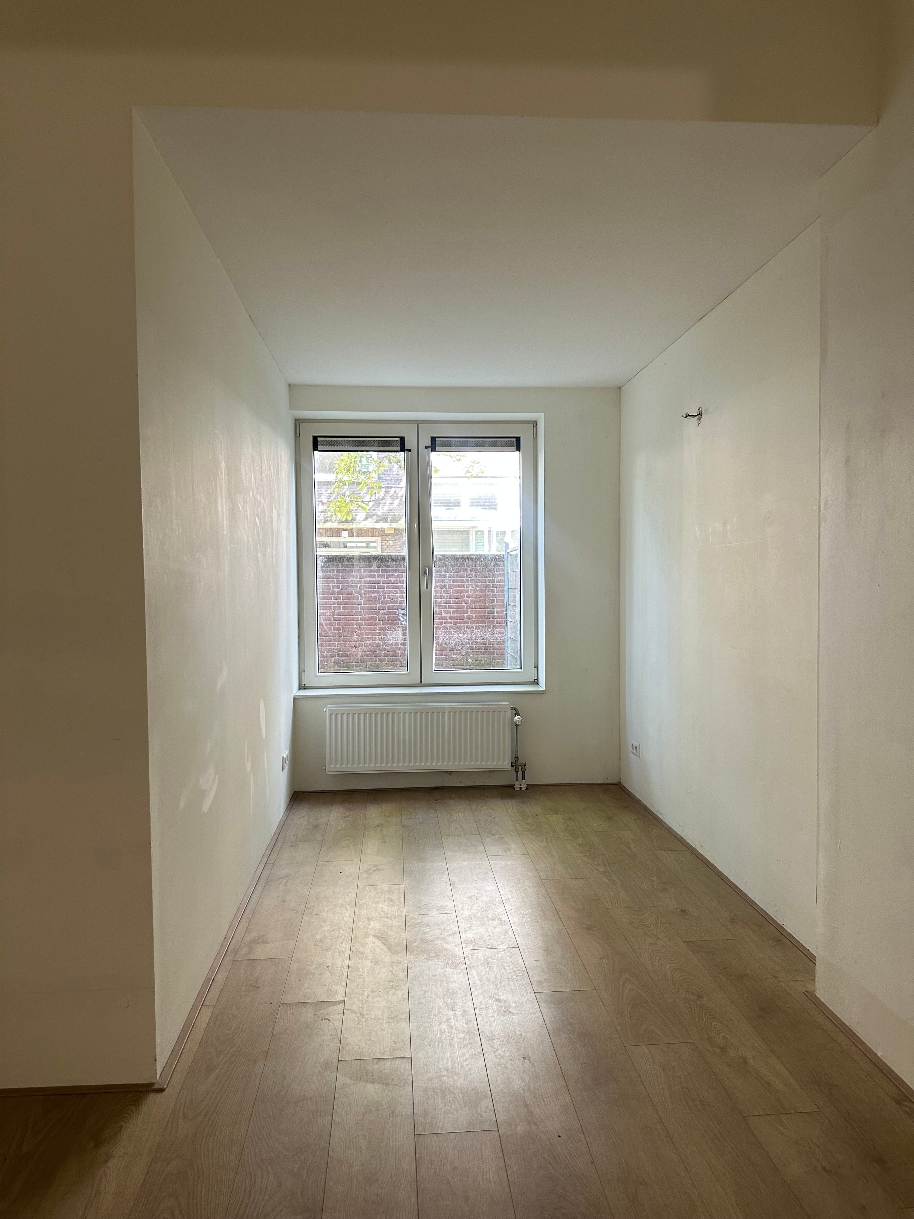 Appartement te huur: Koningin Sophiestraat 182, 'S-Gravenhage