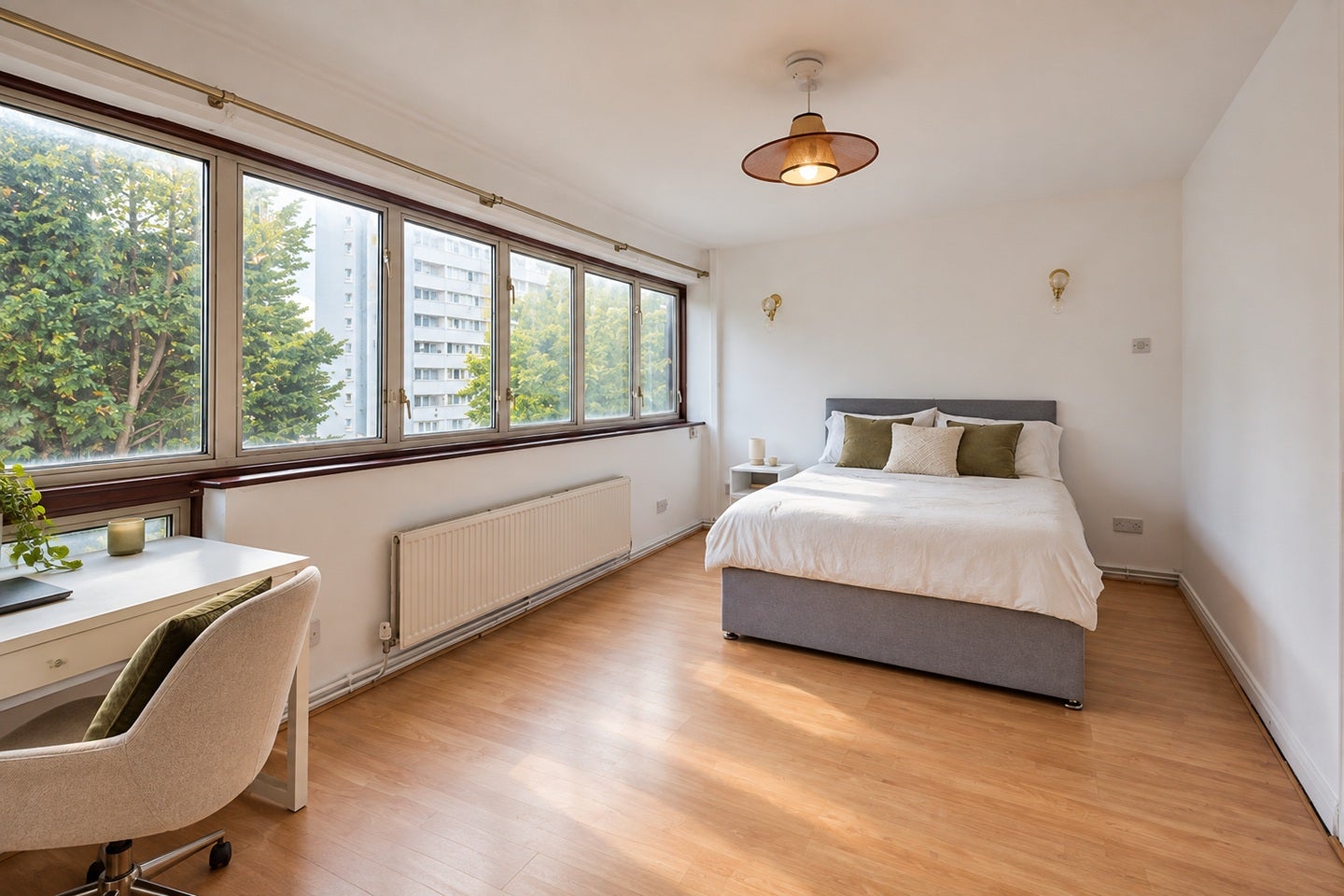 Flat Vernon Road in Greater London