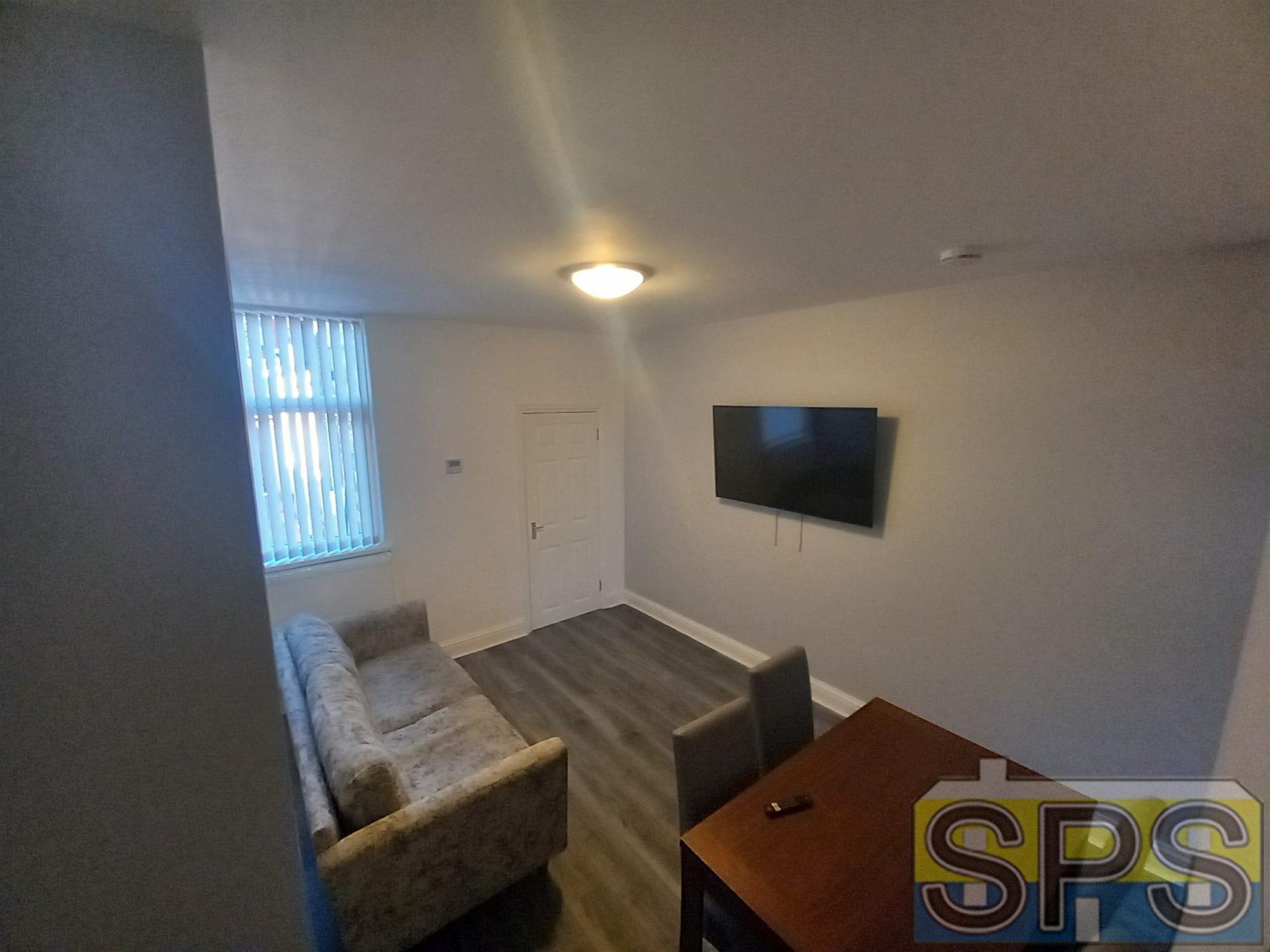 Room Cauldon Road in Stoke-on-Trent