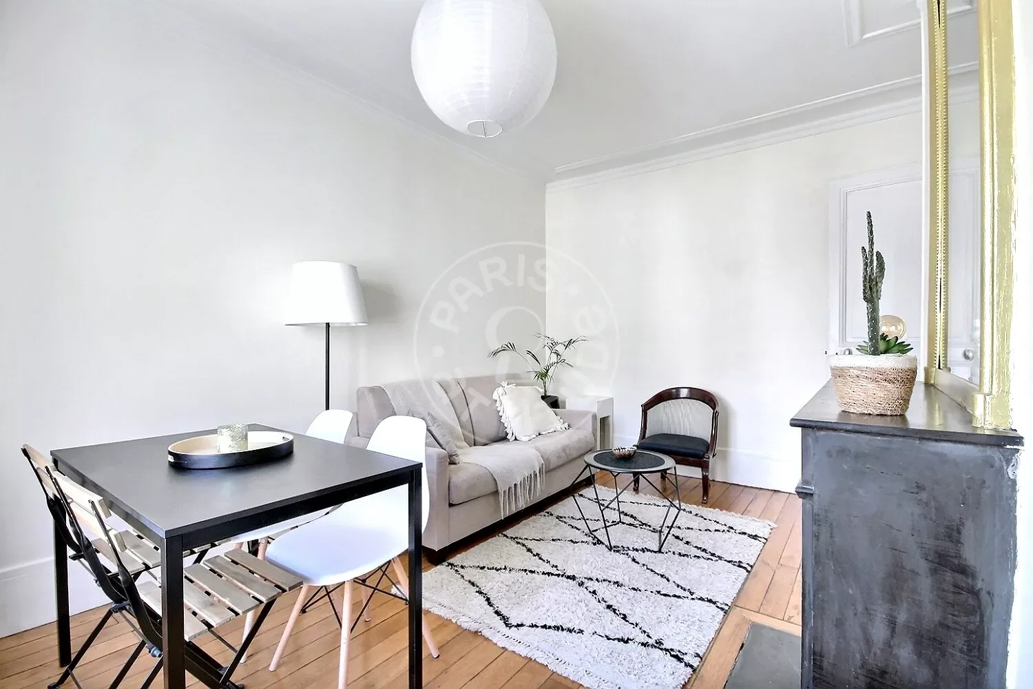 Appartement Rue de la Folie-Méricourt à Paris