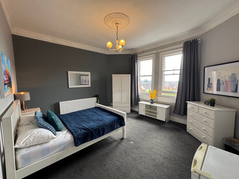 Room Smith Street in Dudley