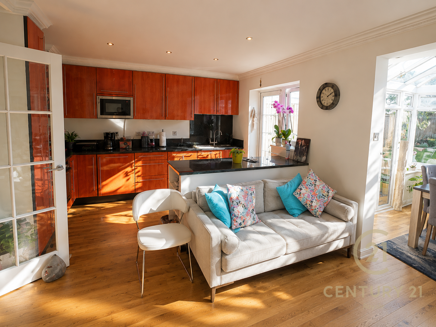 Flat Somerset Road in Greater London