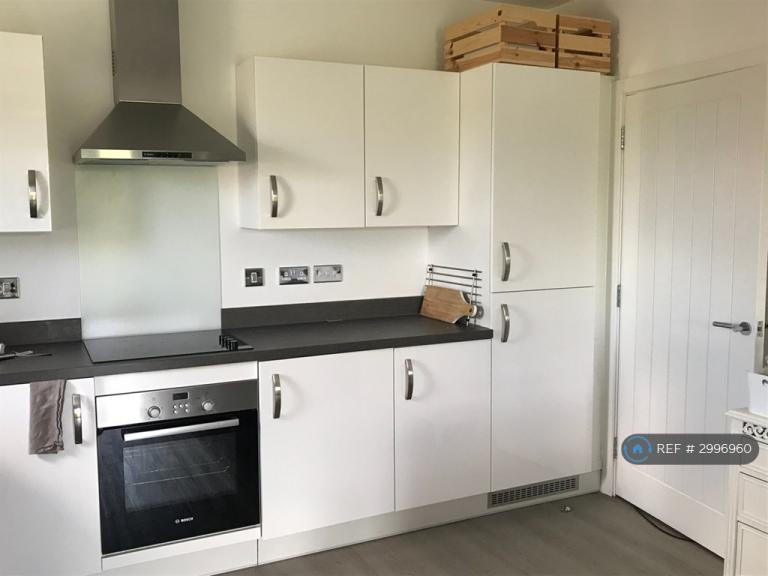 Flat Mallard Close in Stratford-on-Avon